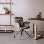 Tower Living Eetkamerstoel Rota Met Armleuningen Stof Lush 822 227 Brown Sfeerfoto